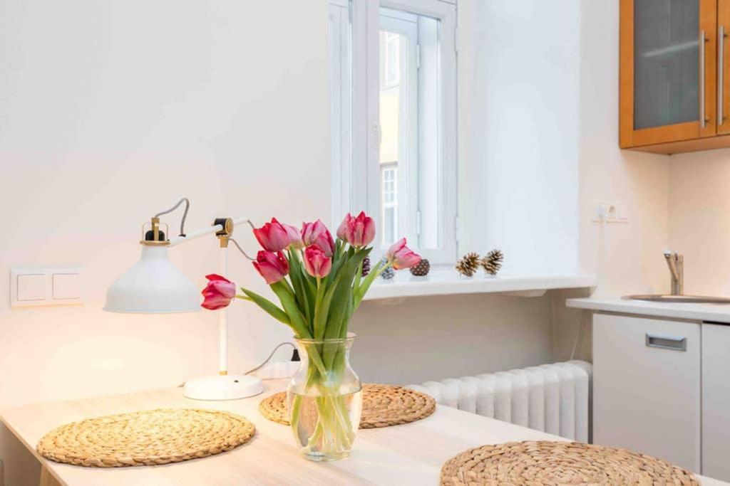 Best Location, Beautiful And Quiet Old Town Apt. Tallinn Kültér fotó